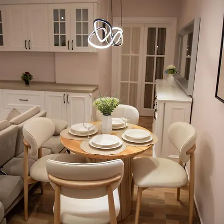 דירה Escape House Vlorë